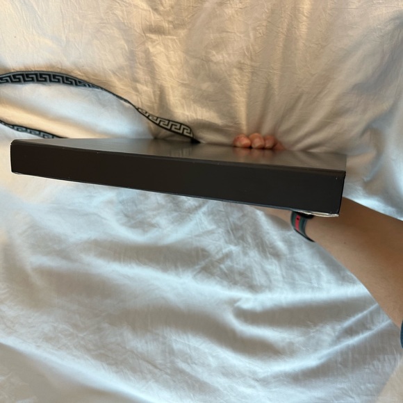 Authentic Versace gift box with greca ribbon - Picture 2 of 11